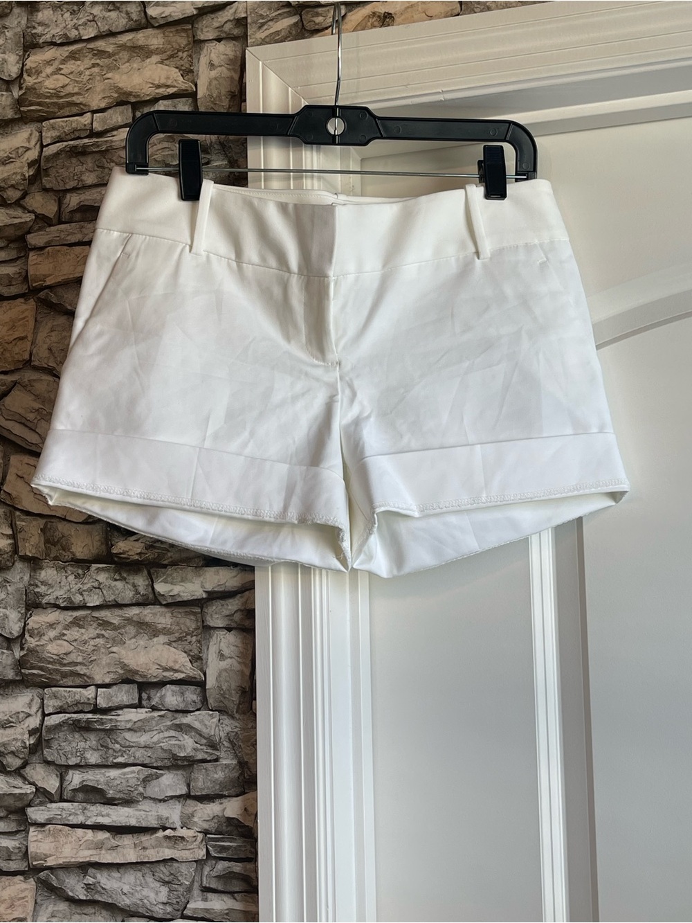 7th Avenue Classic White Women's Dress Shorts Sz 4 NWT